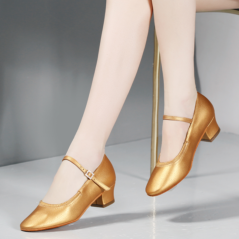 《老师推荐》新疆舞蹈广场舞鞋中跟摩登舞鞋金银色跳舞鞋百搭女鞋