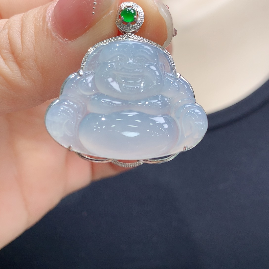 翡翠颈饰18K金镶嵌佛公