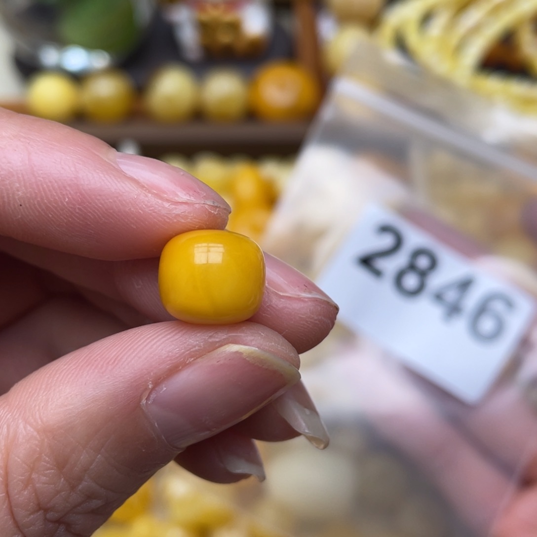 蜜蜡珠宝奇石未镶嵌11.1