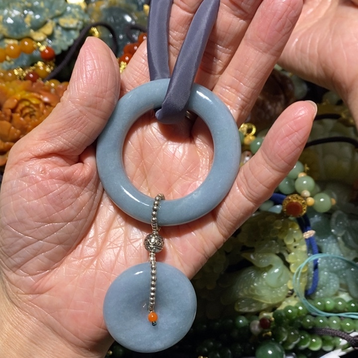 岫玉岫玉吊坠合金