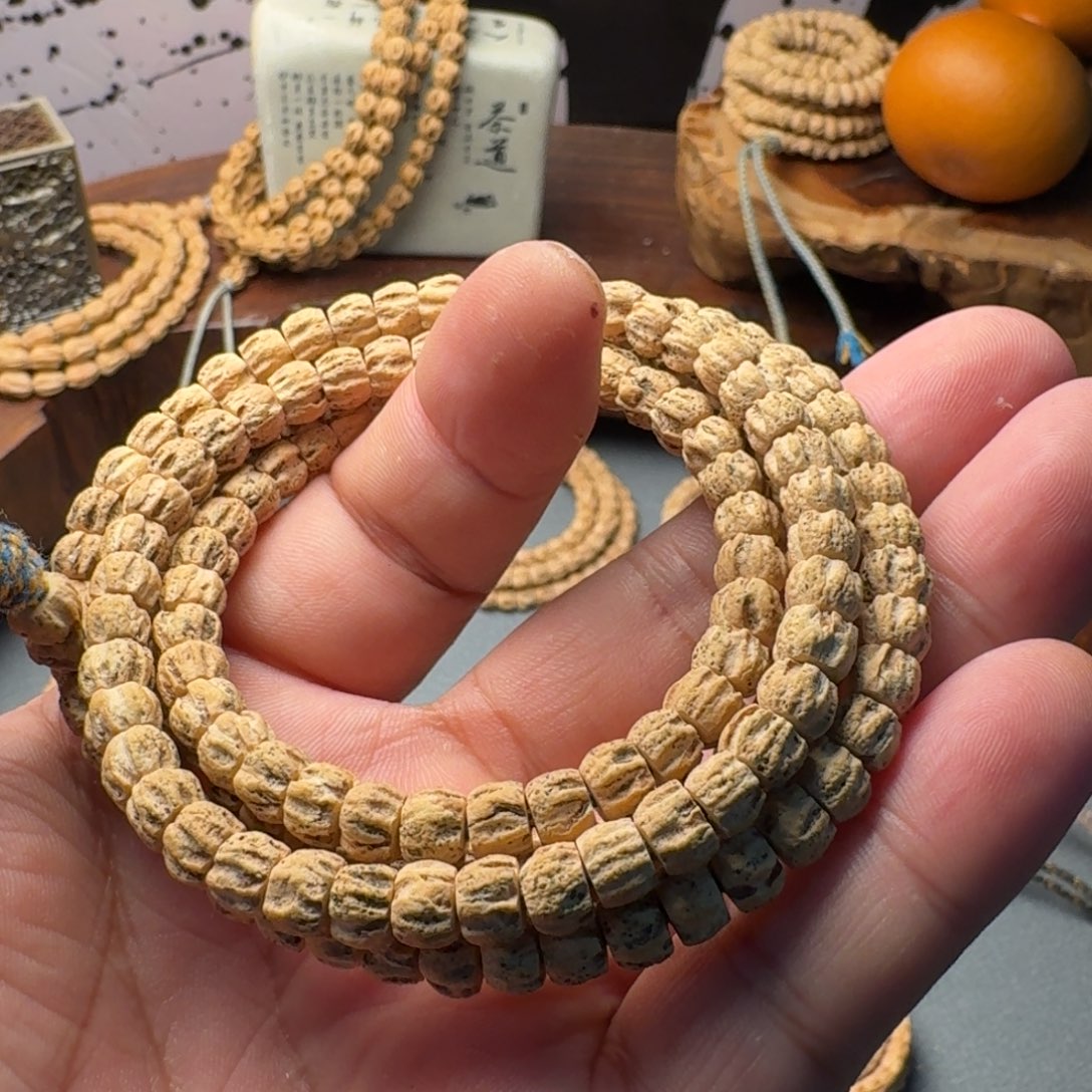 巨***d柏香籽/百香籽吊坠