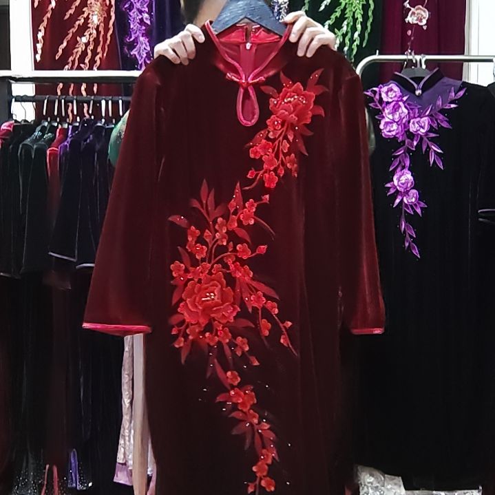 酒红色金丝绒刺绣长款旗袍4XL135斤左右