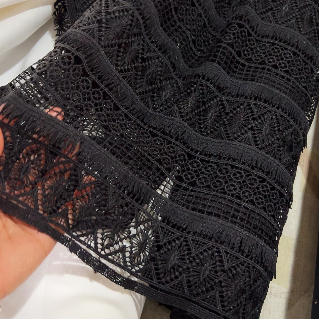 棉一米价港货黑色镂空流苏1.4米宽果子对面仓库