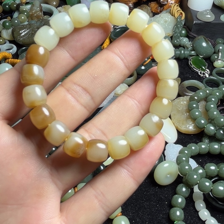 和田玉手串未镶嵌依*@卡10