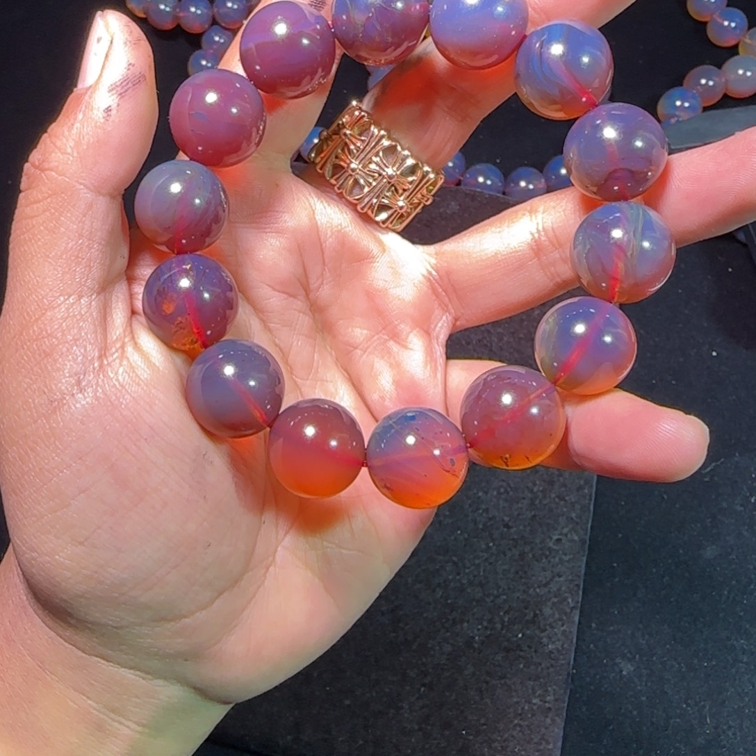 琥珀未镶嵌裸石琥珀