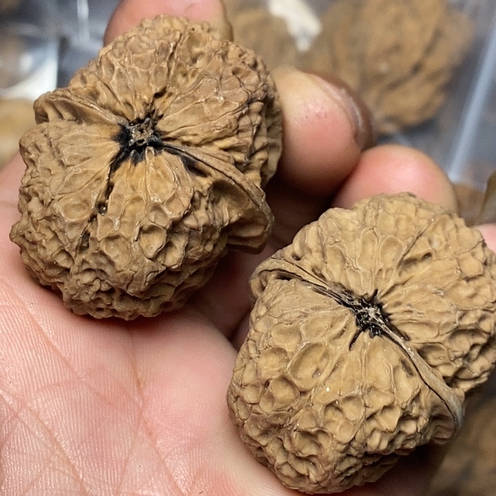 文玩核桃把件志成云铁文玩54