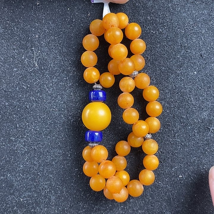 蜜蜡未镶嵌珠宝奇石