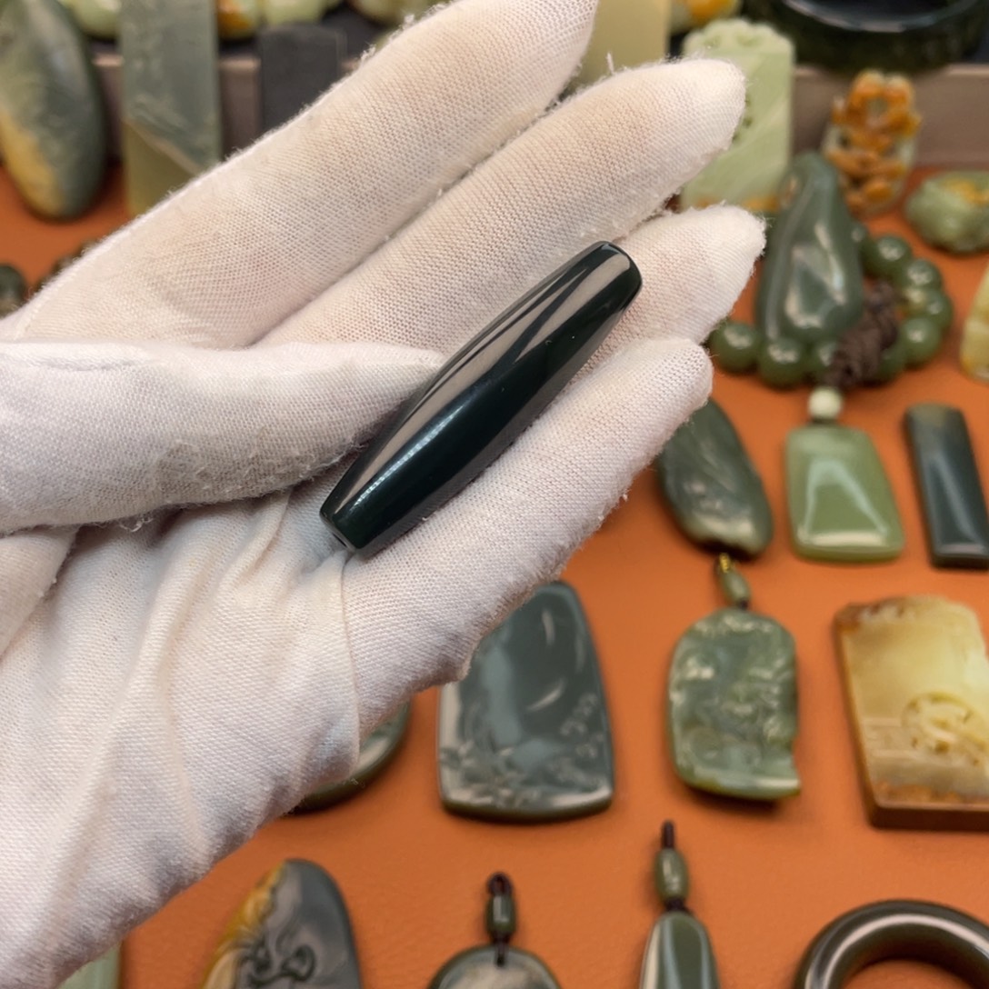 岫岩老玉（透闪石质玉）未镶嵌挂件