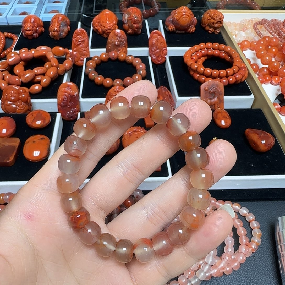 南红玛瑙未镶嵌手链