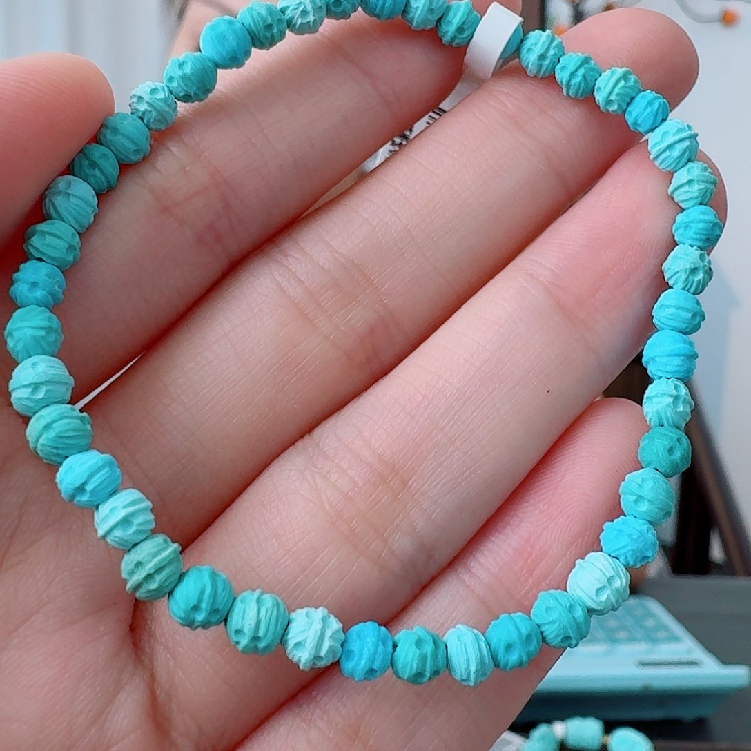 绿松石未镶嵌挂件