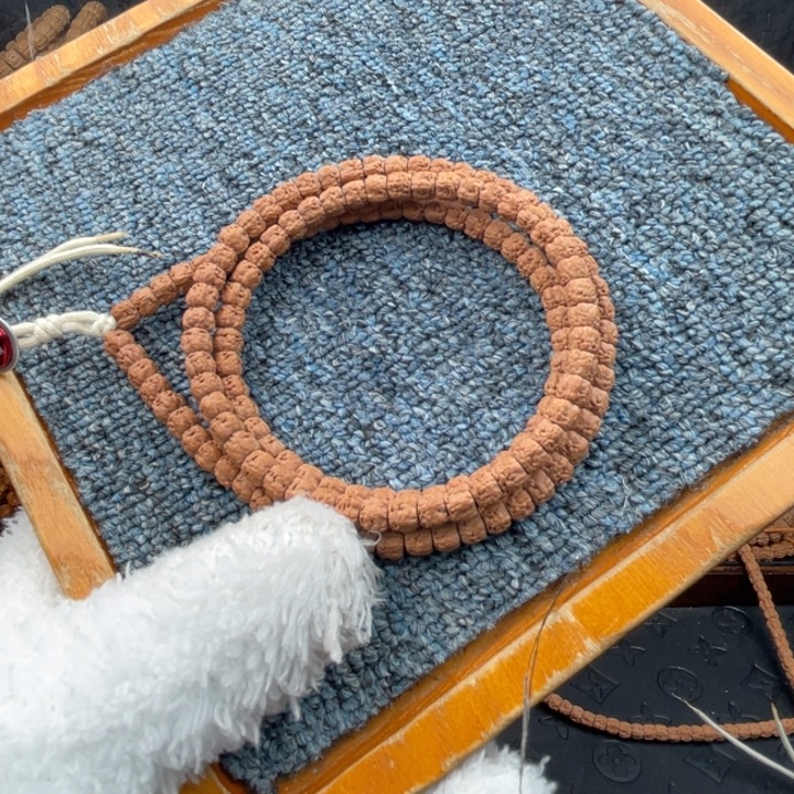 金刚菩提吊坠龙切佛手138颗