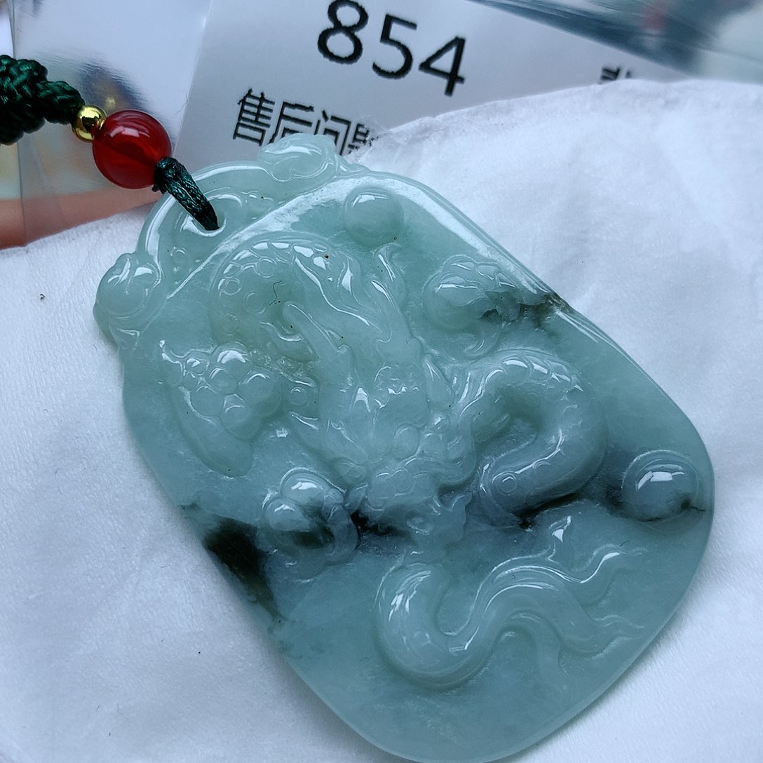 翡翠未镶嵌颈饰吊坠