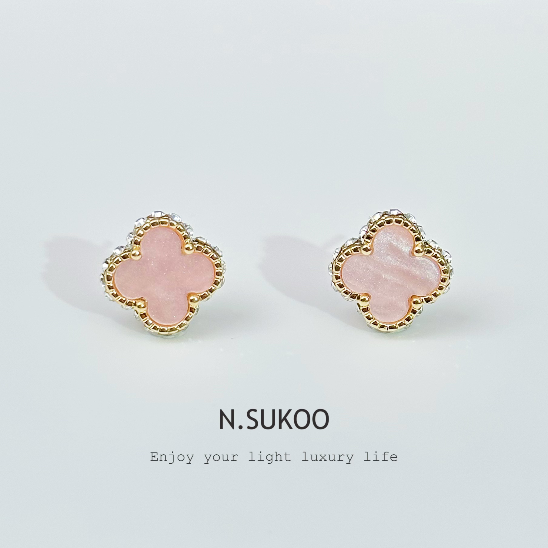 铜合金合成锆石耳饰 E0309气质轻奢百搭小众简约经典清新四叶花