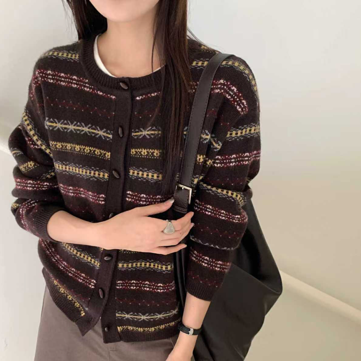 欣织遇巨好看费尔岛拼色休闲针织开衫女圆领宽松毛衣百搭厚款外套