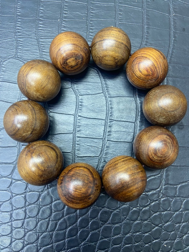 193白富美文玩手串