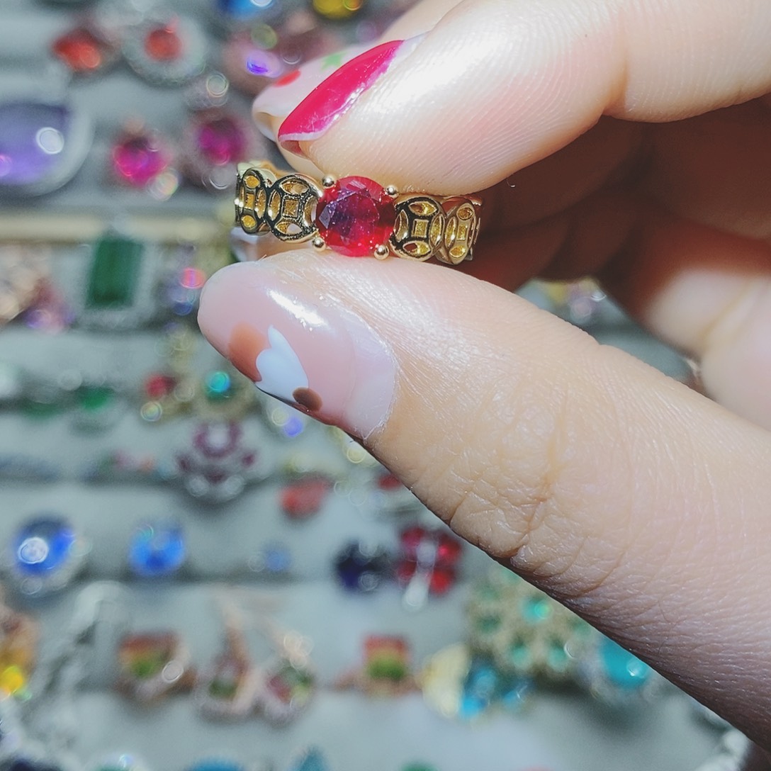 【闪购商品】托帕石耳饰银S925镶嵌