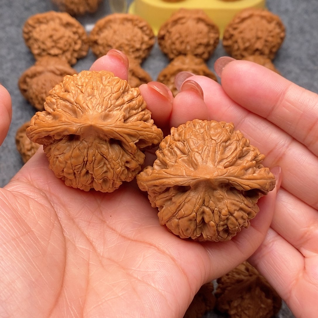 文玩核桃把件精品官帽50全品重57克