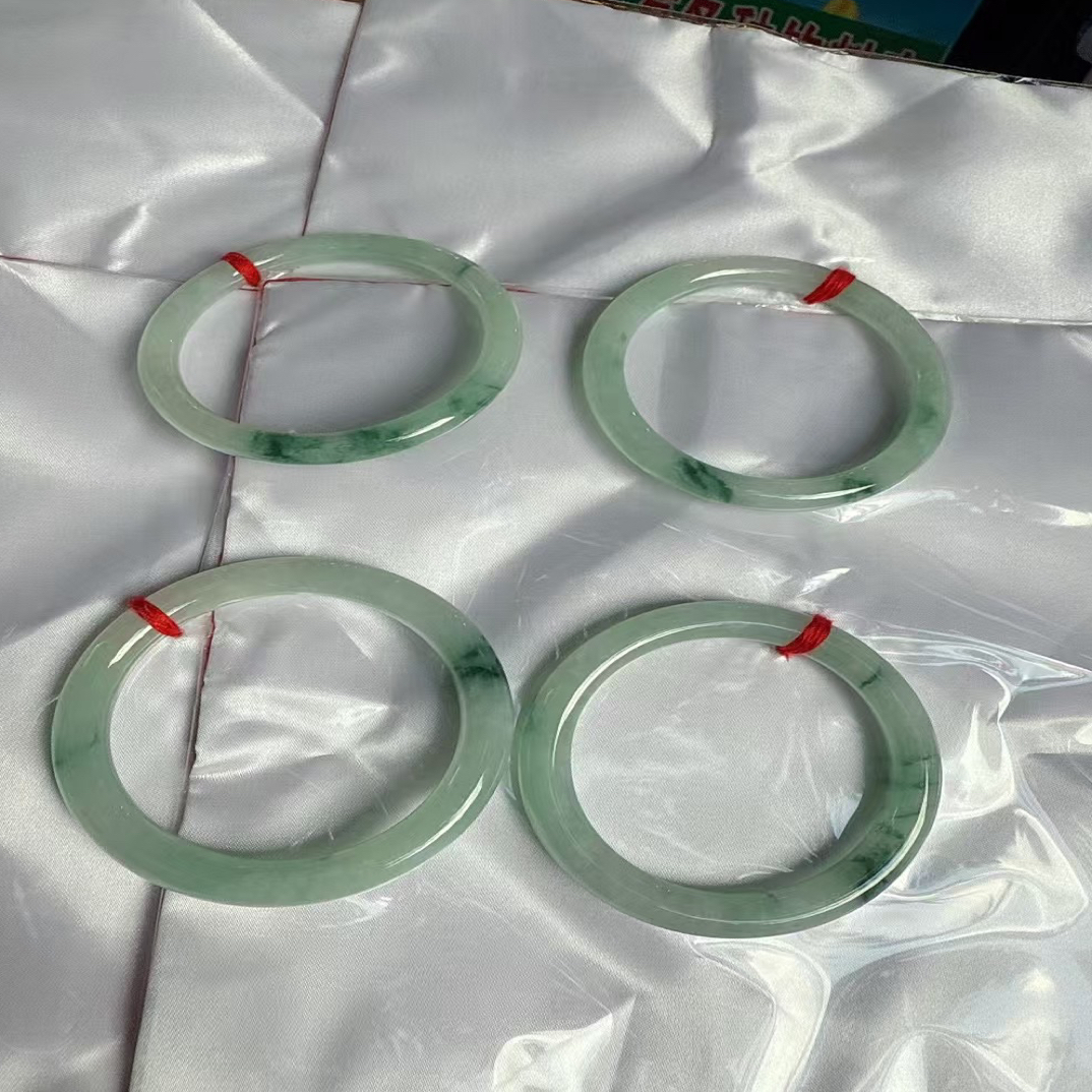 翡翠手镯测量方法