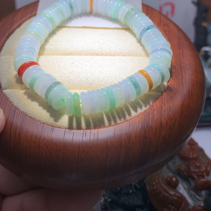 翡翠颈饰未镶嵌保真天然A货翡翠