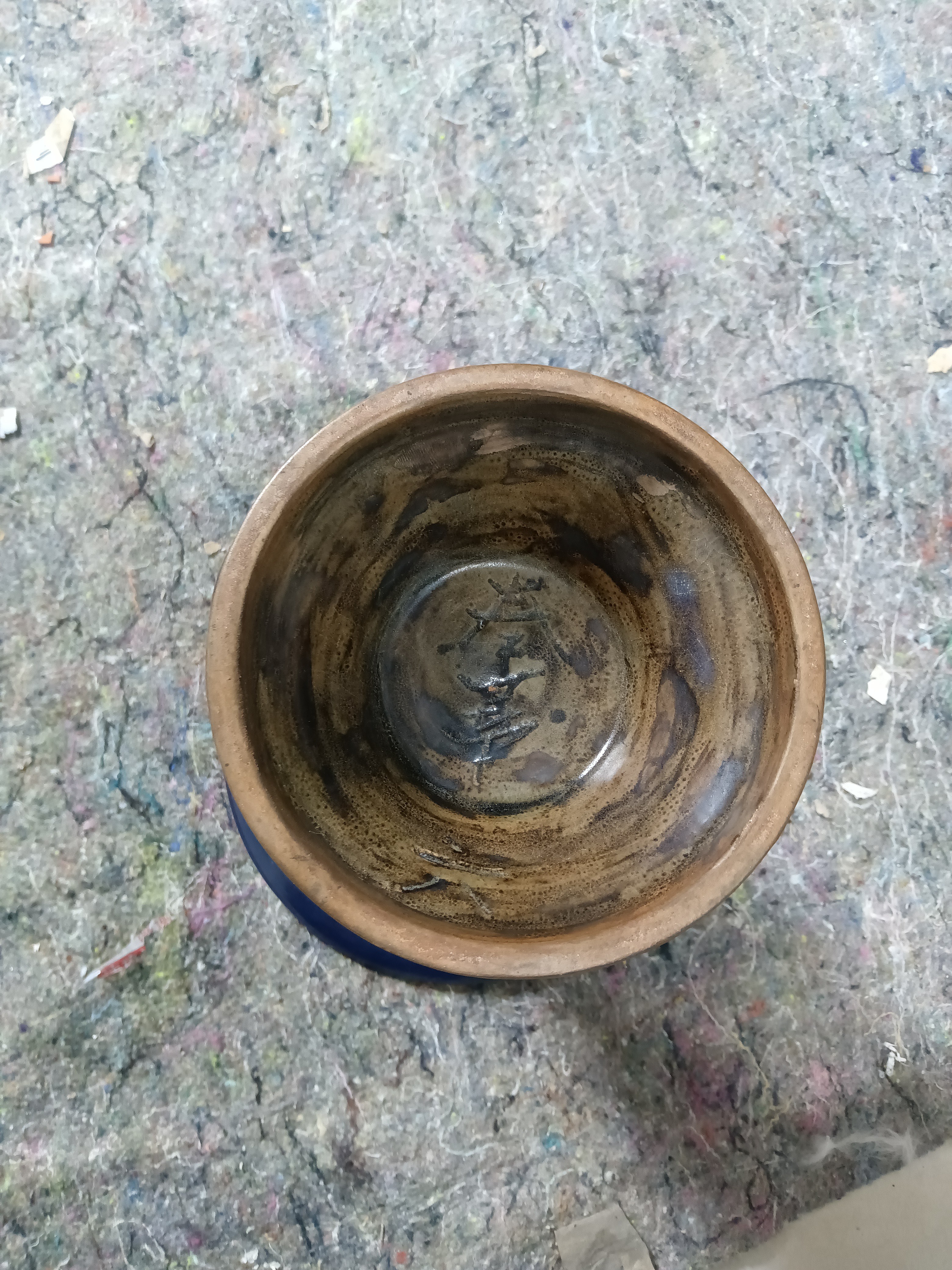 钧窑出戟尊蚯蚓走泥纹