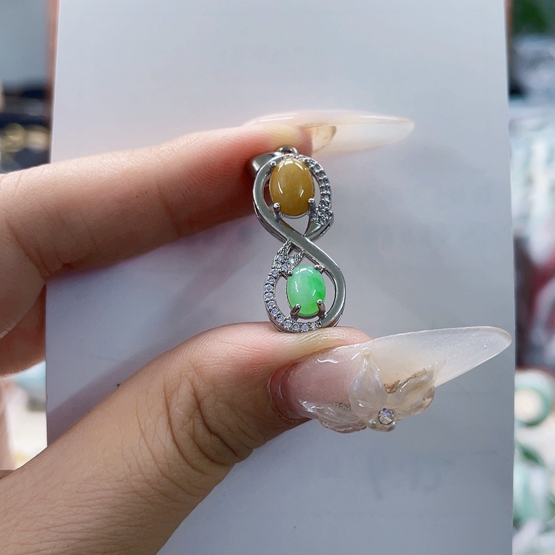 翡翠未镶嵌颈饰天然翡翠A货