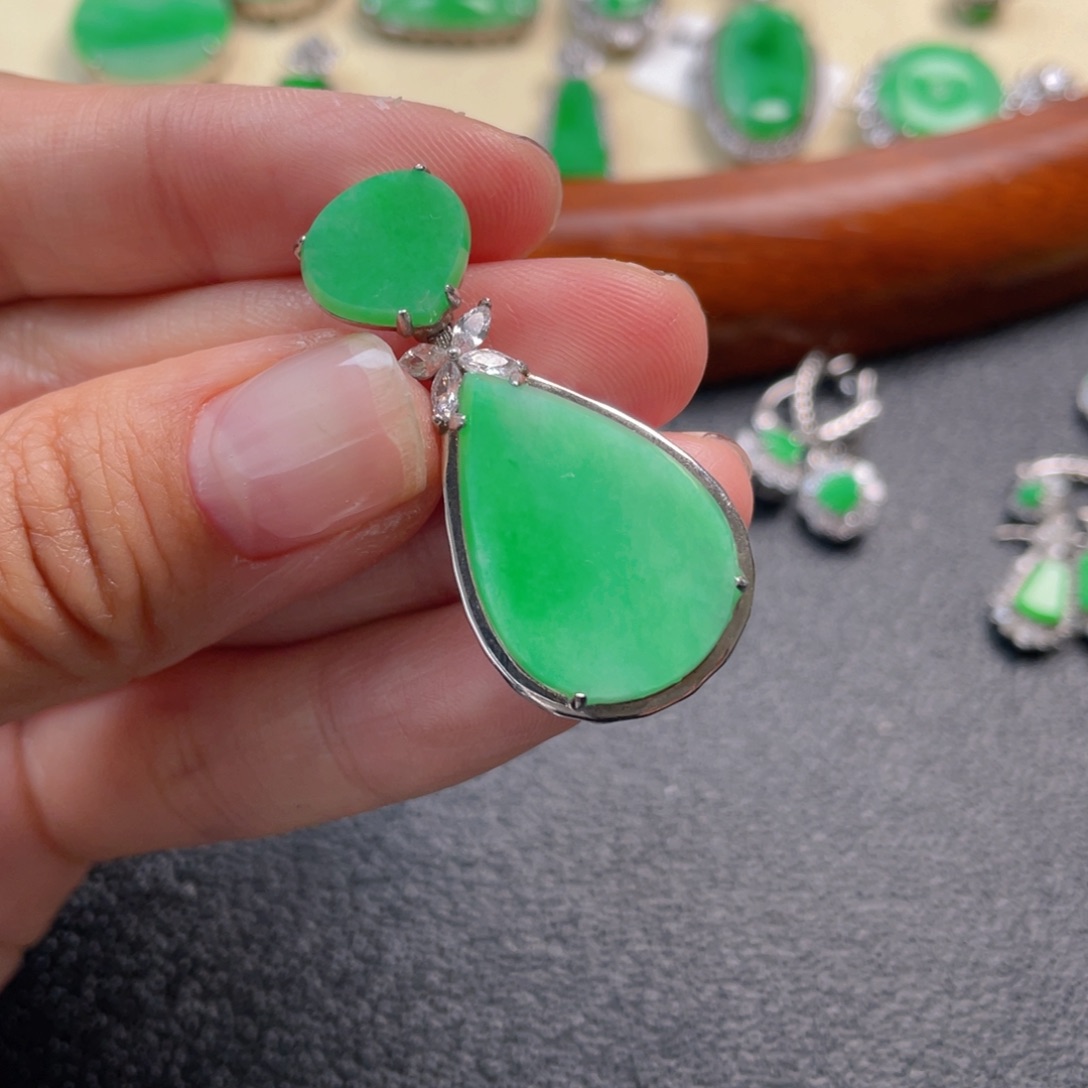 翡翠吊坠(不含链)银S925镶嵌