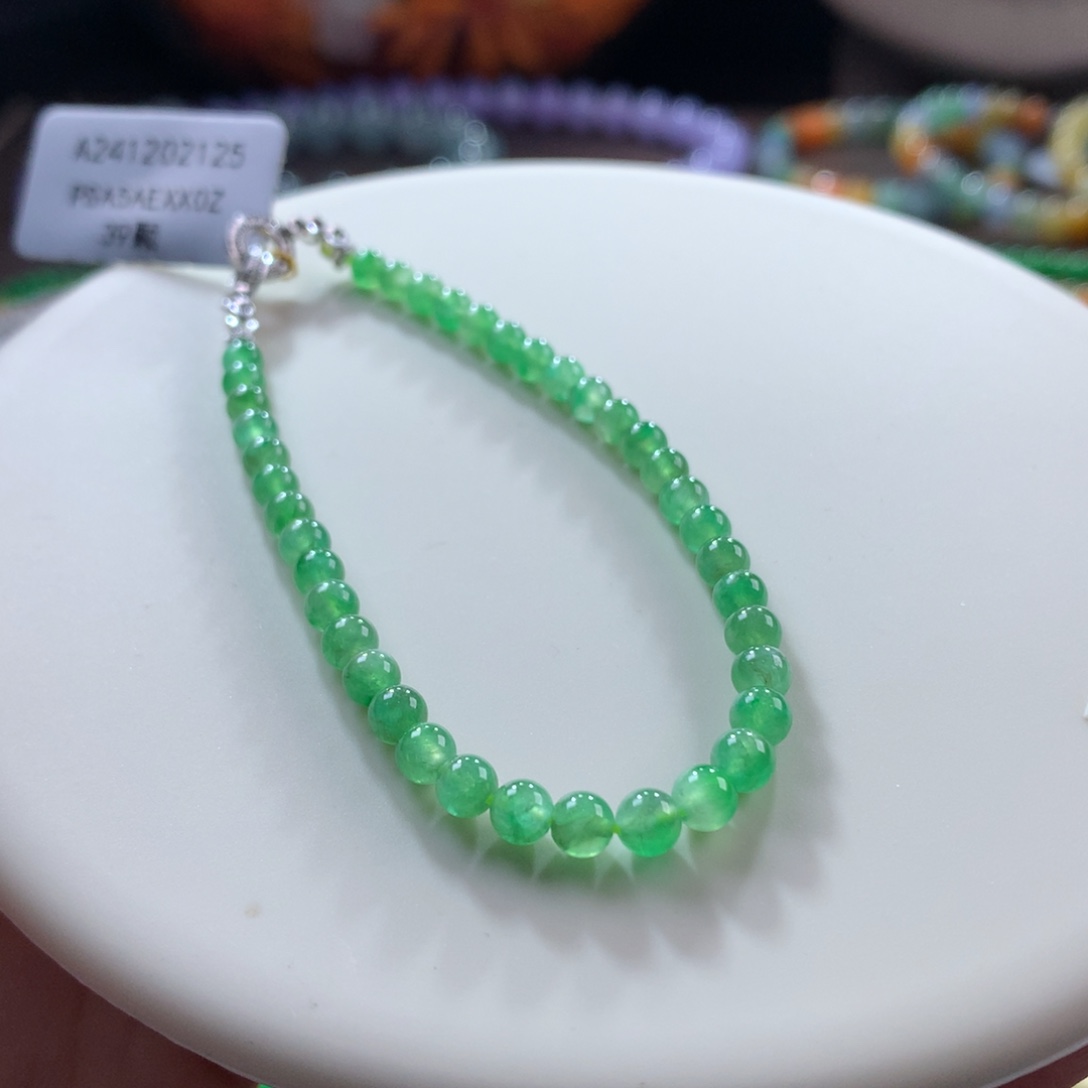 翡翠手链未镶嵌翡翠冰阳绿翠绿卡3-4+