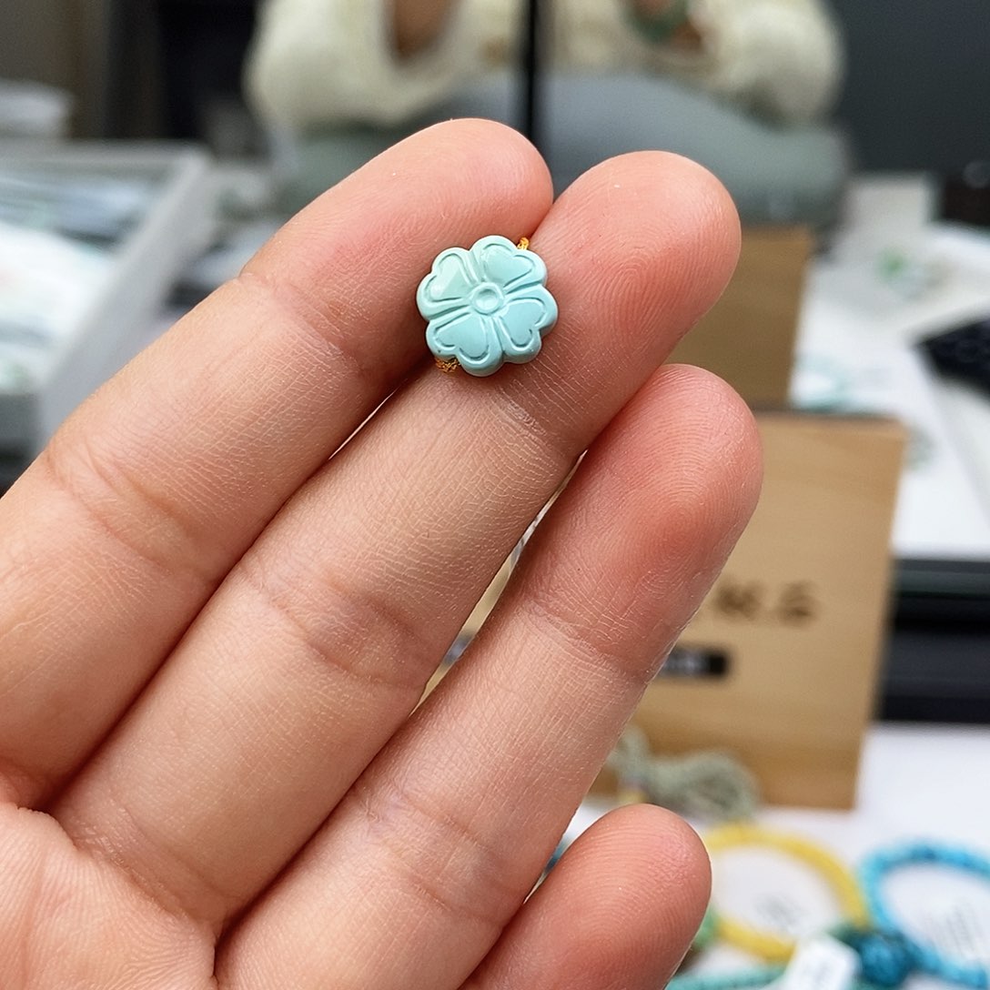 未镶嵌绿松石珠宝奇石