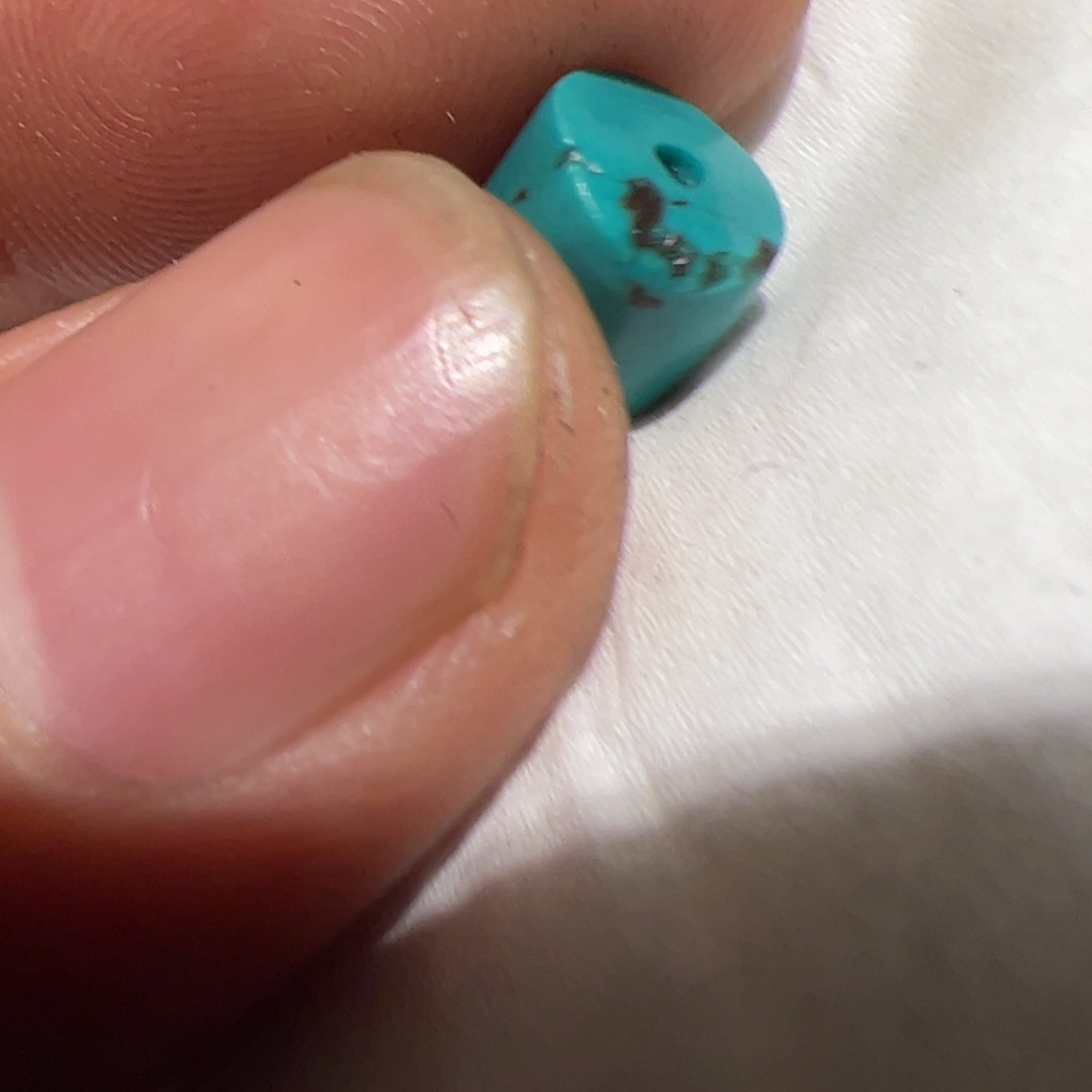 颈饰玻璃你在一起，