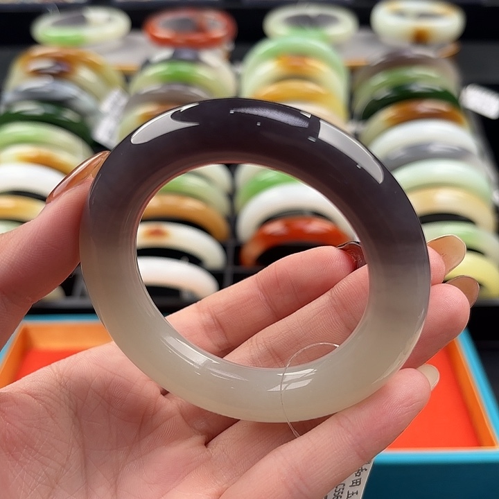 和田玉（糖玉）未镶嵌手镯53.1