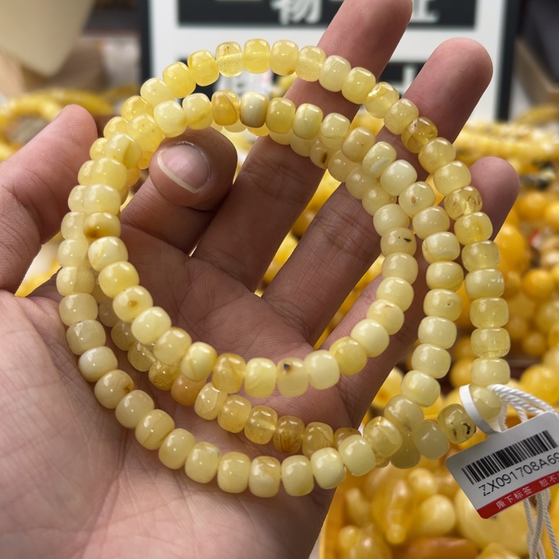 琥珀珠宝奇石未镶嵌
