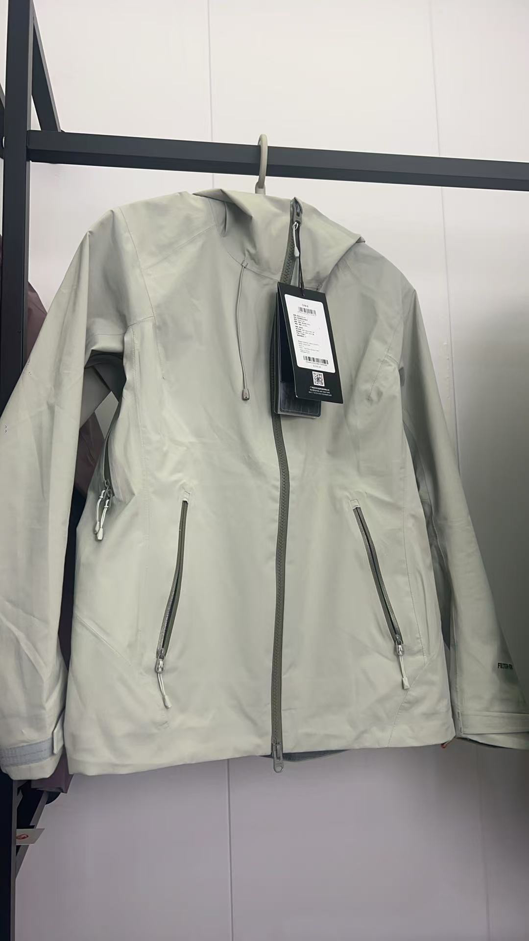 女款户外硬壳冲锋衣