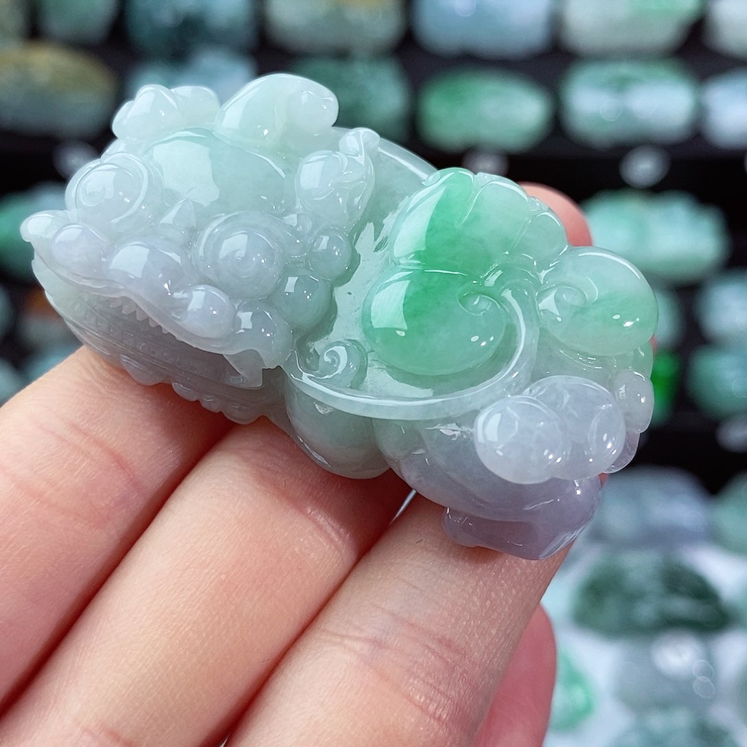 翡翠颈饰未镶嵌天然