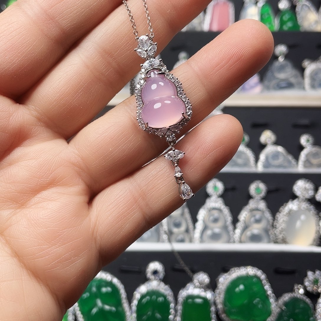 玛瑙/玉髓颈饰合金