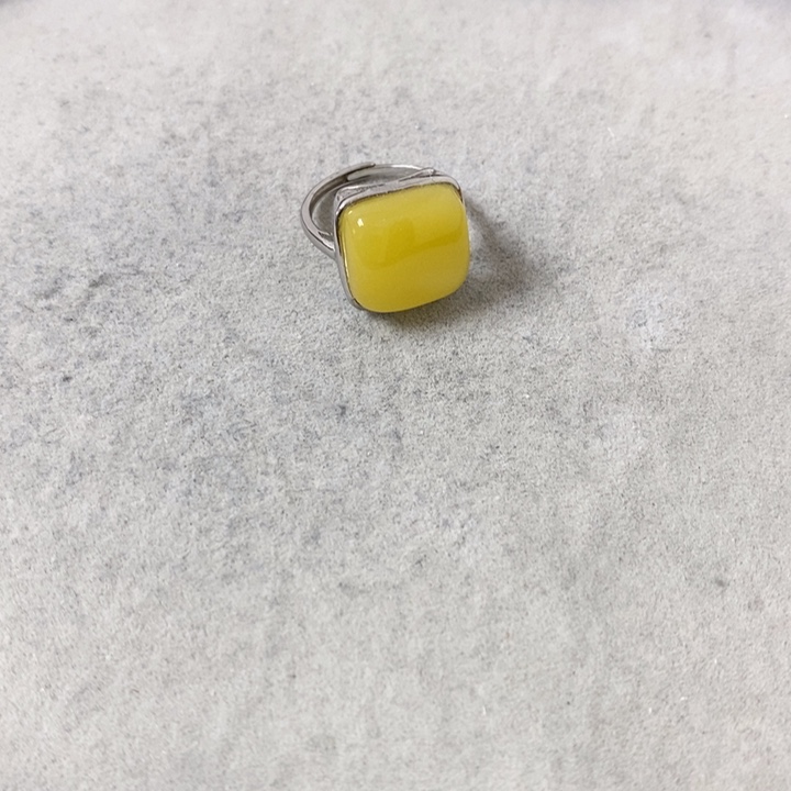 蜜蜡裸石银S925镶嵌戒指