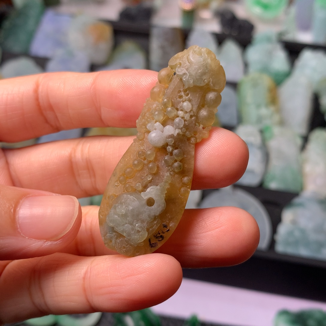定制翡翠未镶嵌翡翠