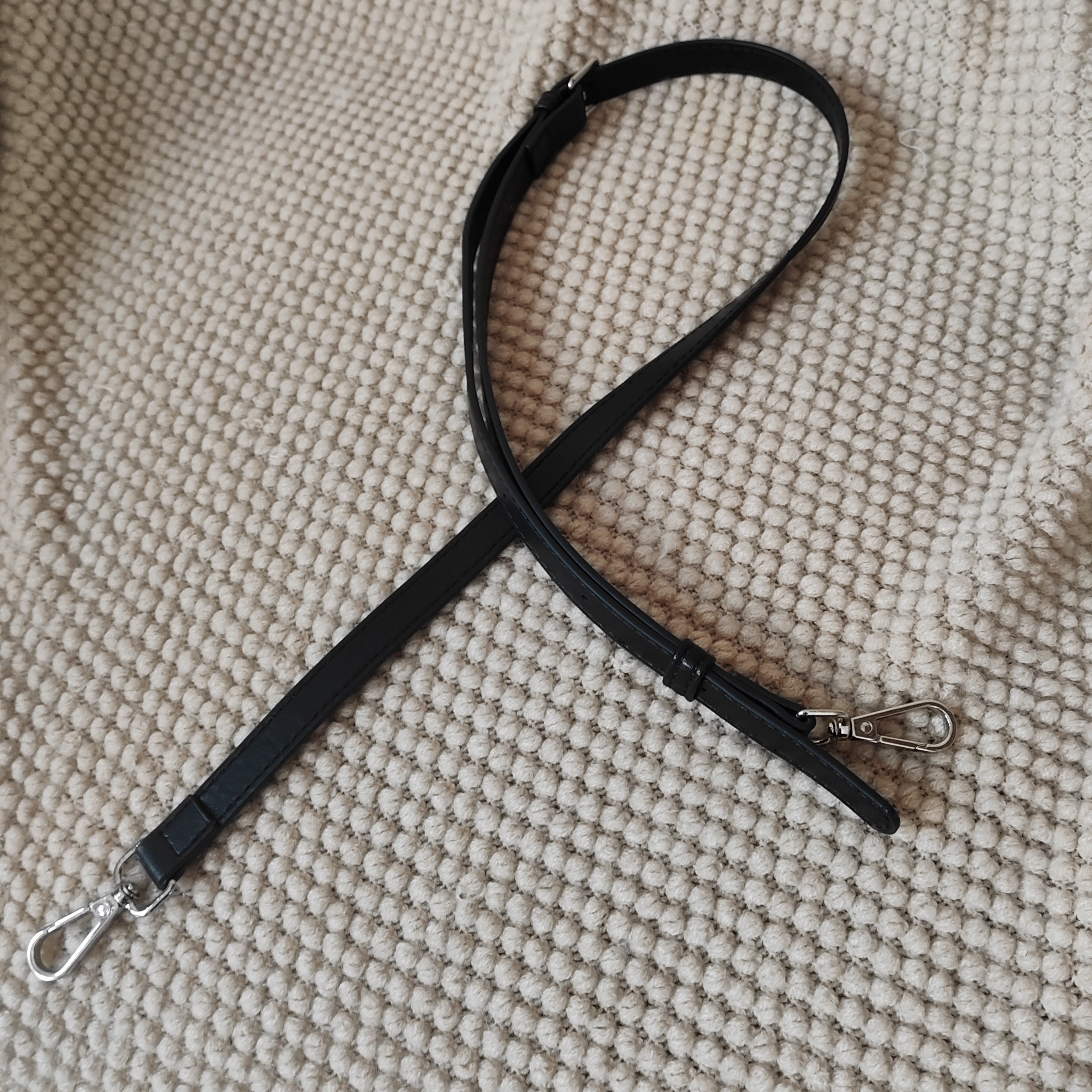 斜挎可调节包包肩带长