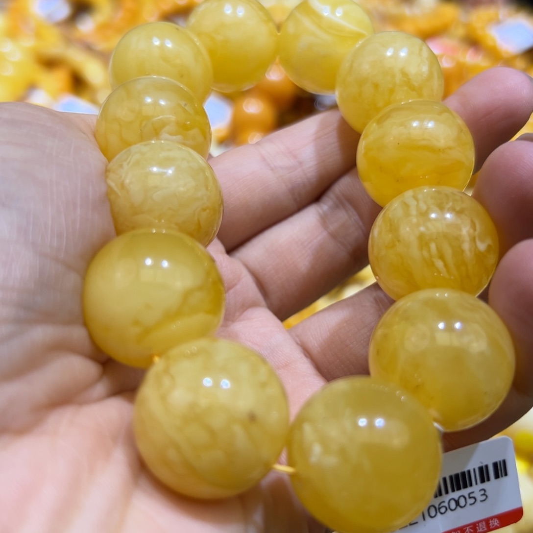 琥珀珠宝奇石未镶嵌