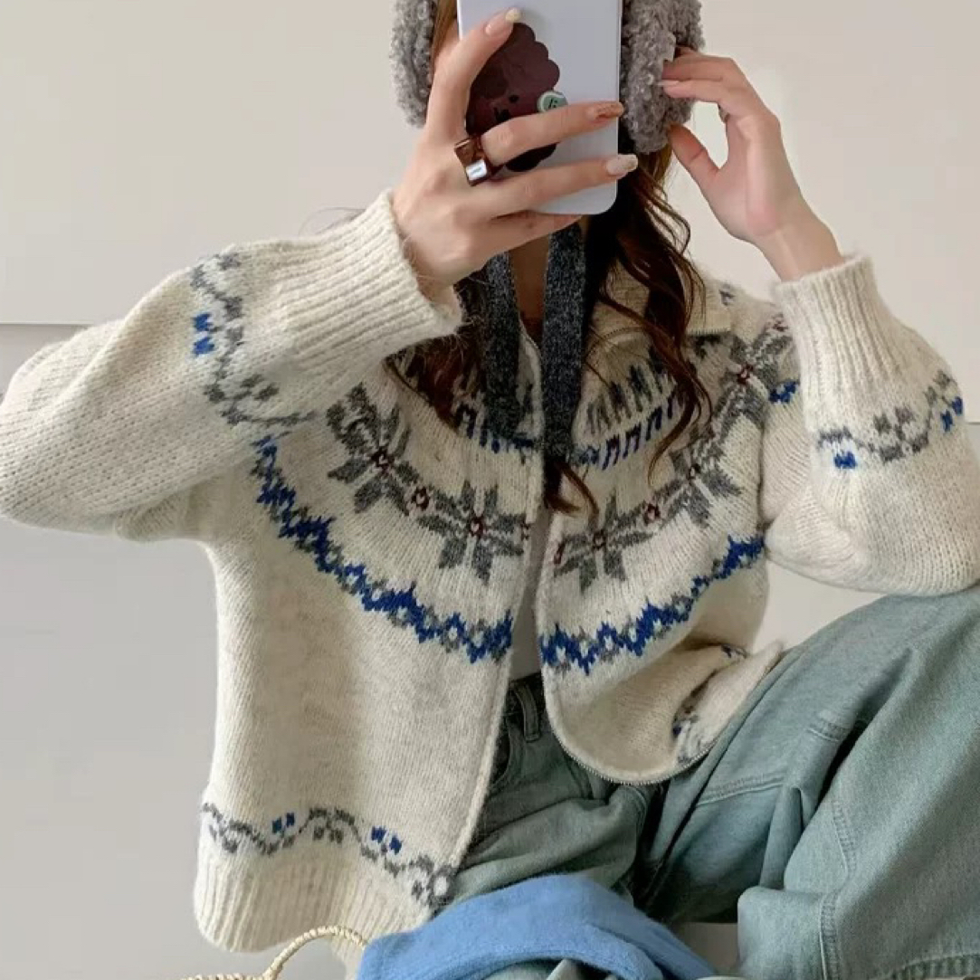 菲儿岛拉链立领毛衣外套