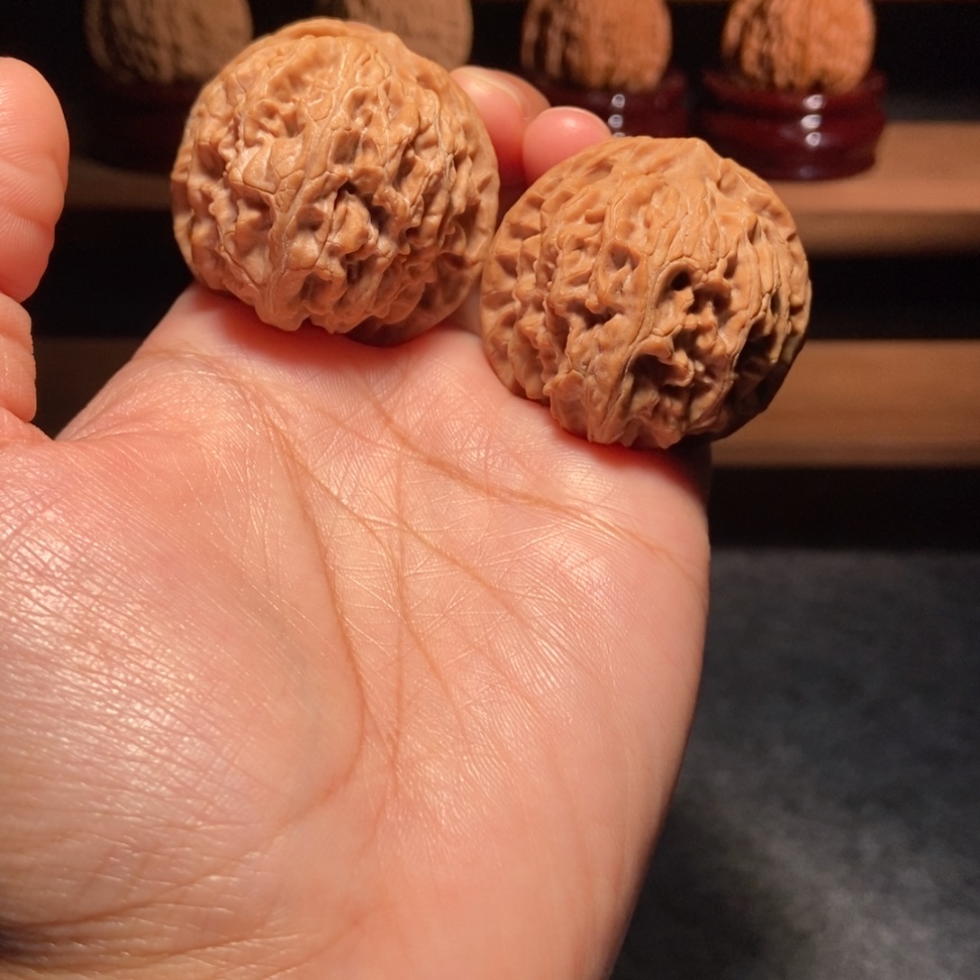 a***c其他核桃苹果无修全品红38