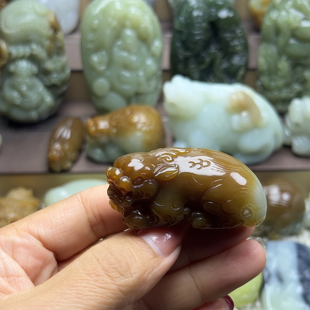 和田玉未镶嵌挂件