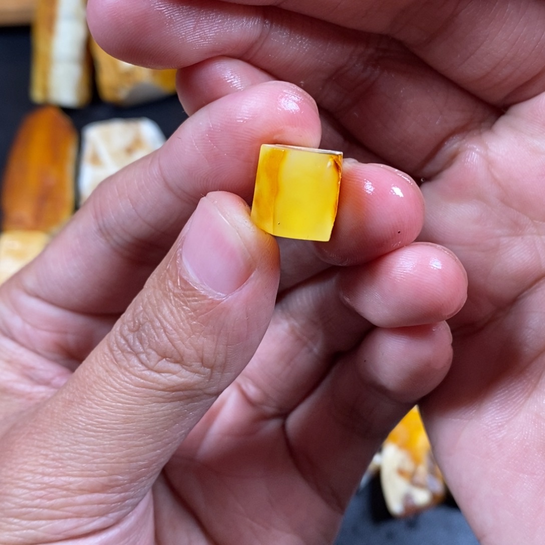 定制琥珀未镶嵌墨*琥珀蜜蜡原石定制