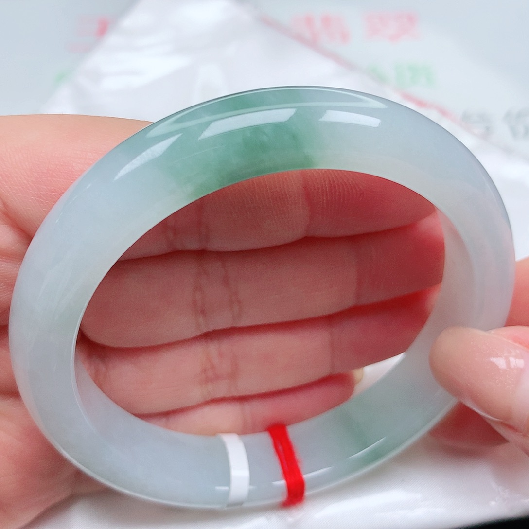 翡翠手镯未镶嵌冰胶飘花28