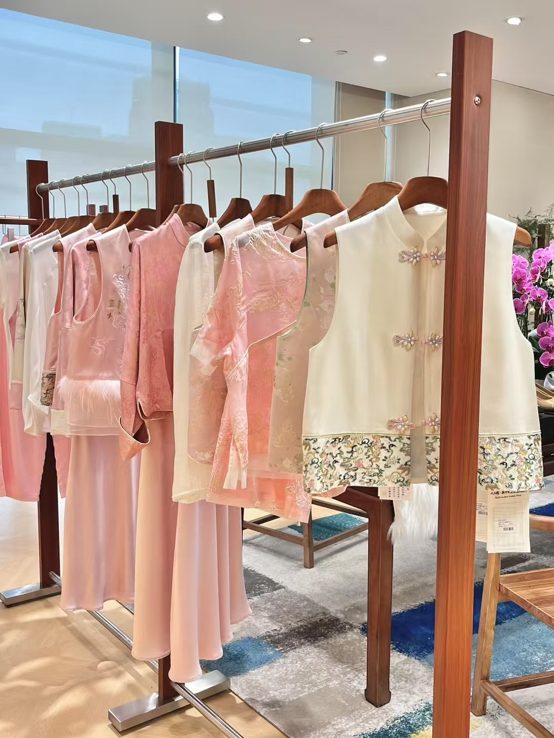 《QINGQING》轻国风上衣裙，裤系列《发货不以主图为准》609-1289