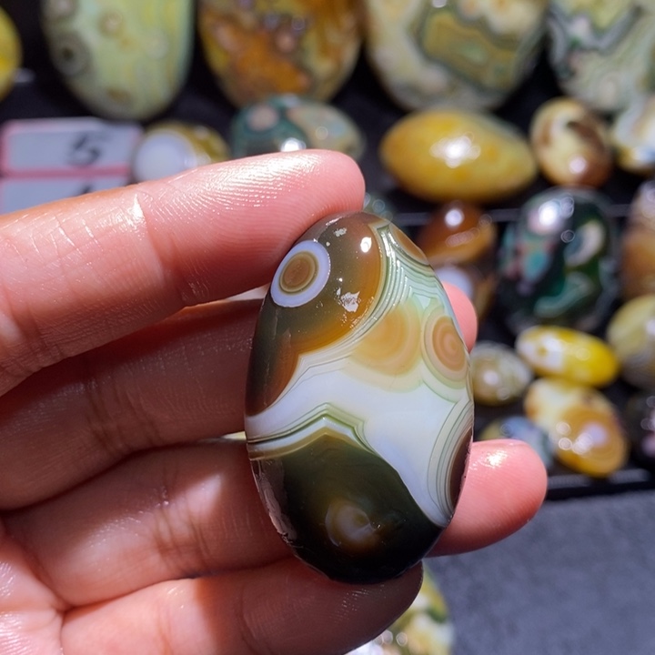 玛瑙/玉髓未镶嵌珠宝奇石91