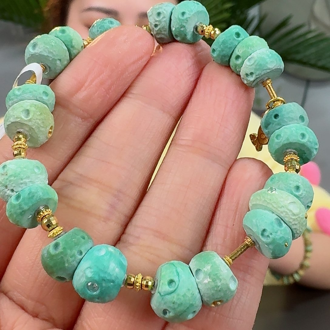 绿松石珠宝奇石未镶嵌