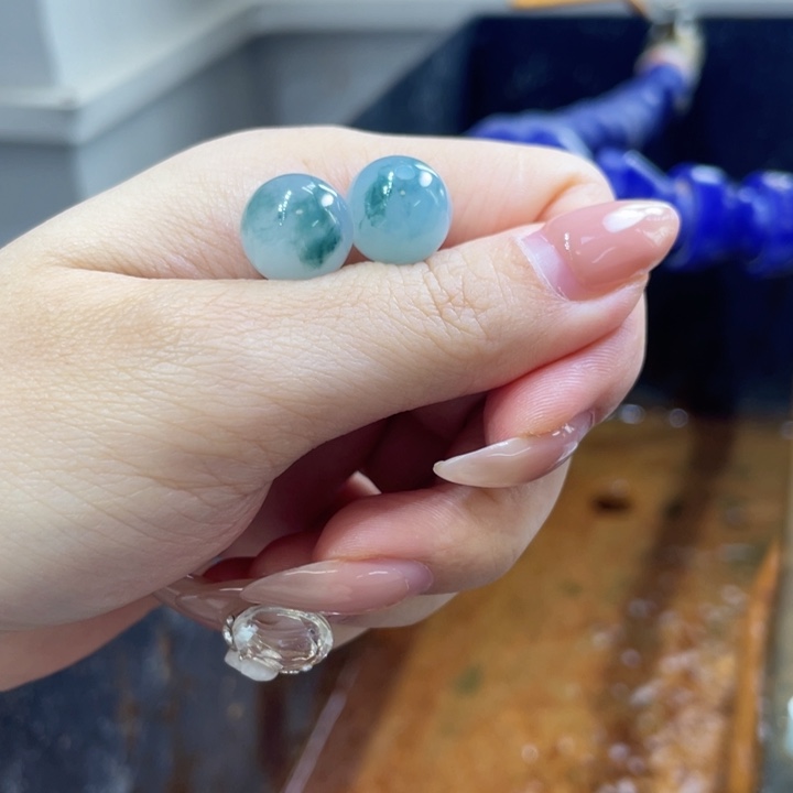 信***y定制翡翠未镶嵌边角料