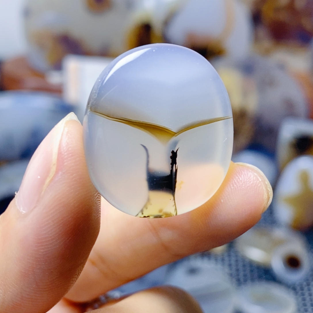 玛瑙/玉髓未镶嵌珠宝奇石