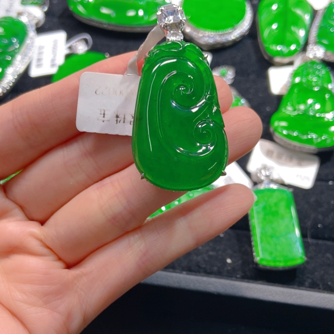 翡翠吊坠(不含链)银S925镶嵌