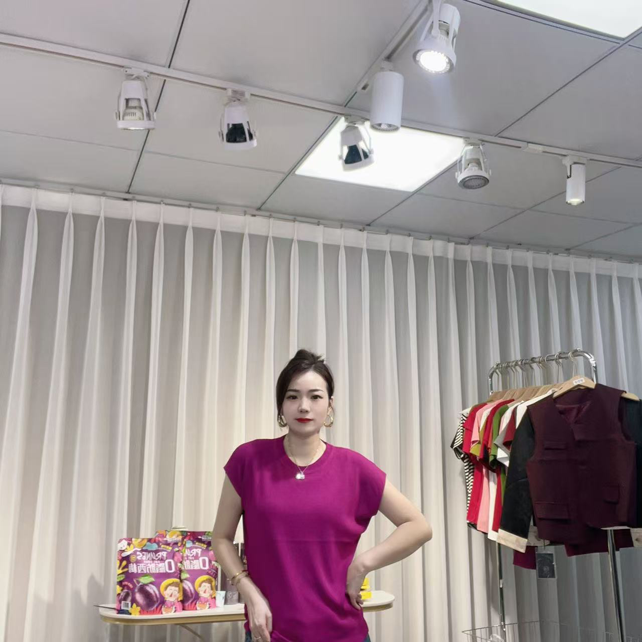 大美小美 微胖MM螺纹飞飞袖圆领透气T恤运动女款设计款